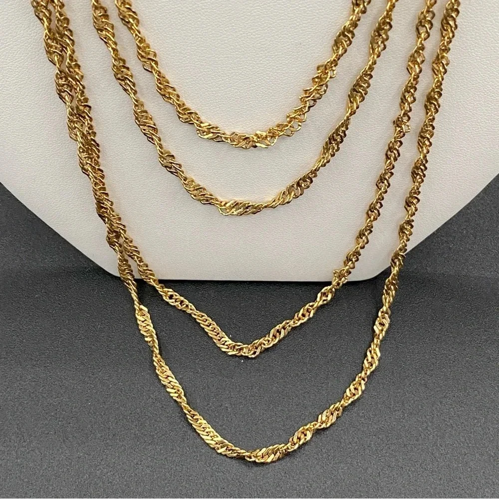Sparkly Gold Tone Multilayered Necklace - Picture 5 of 9